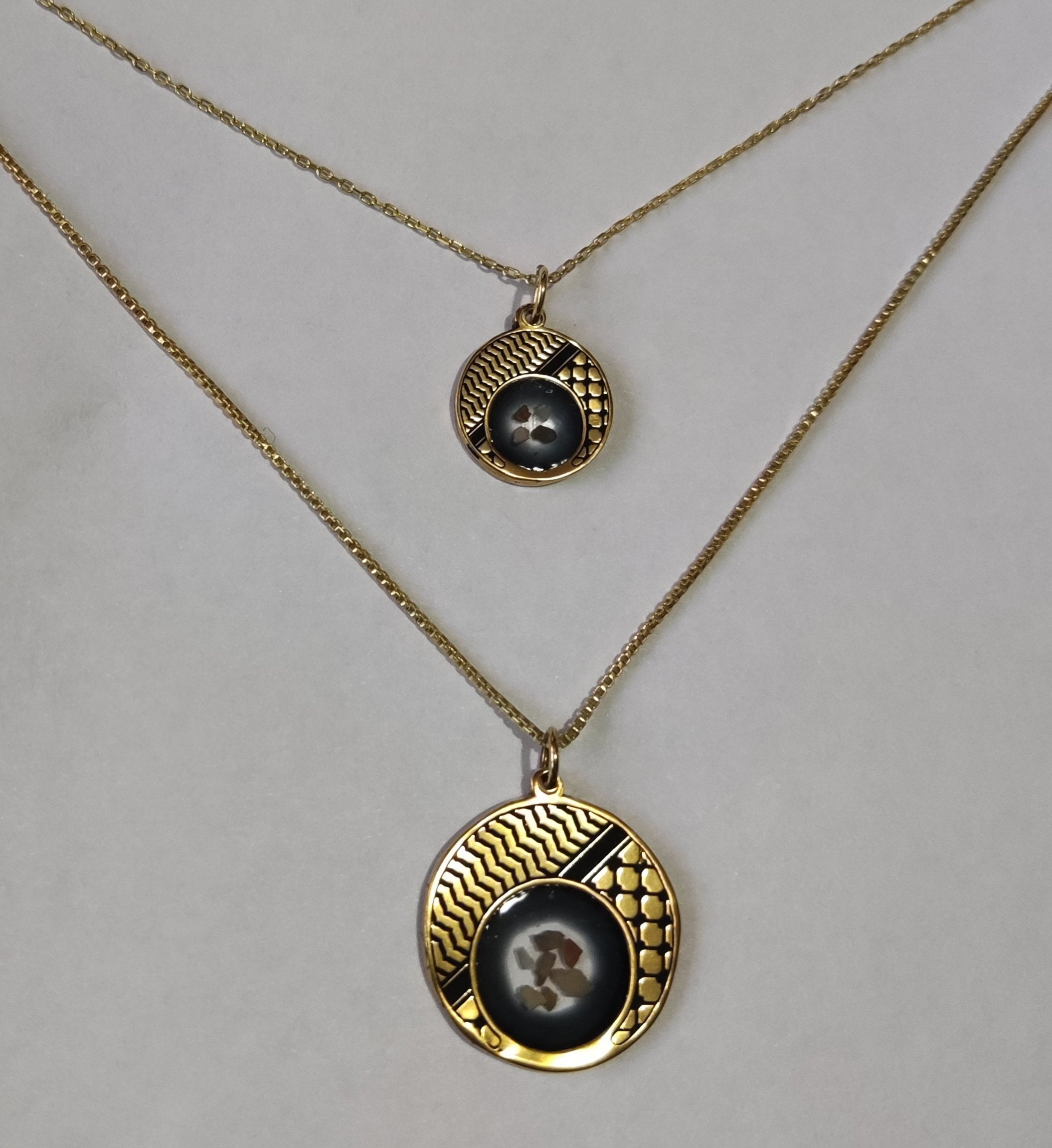 Kufiyyeh twin necklace. Gold plated silver. Handmade in Palestine