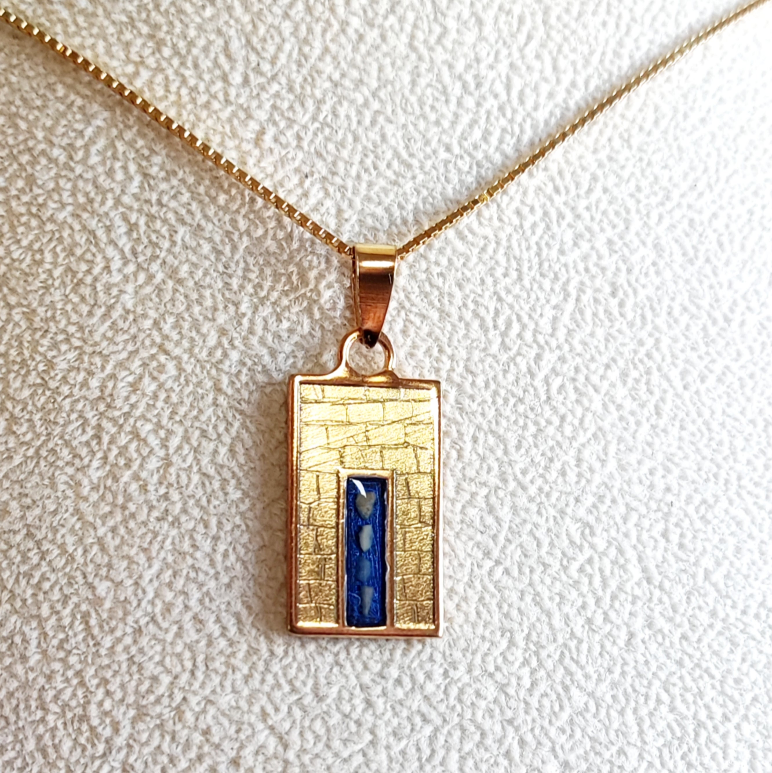 The 1948 Necklace