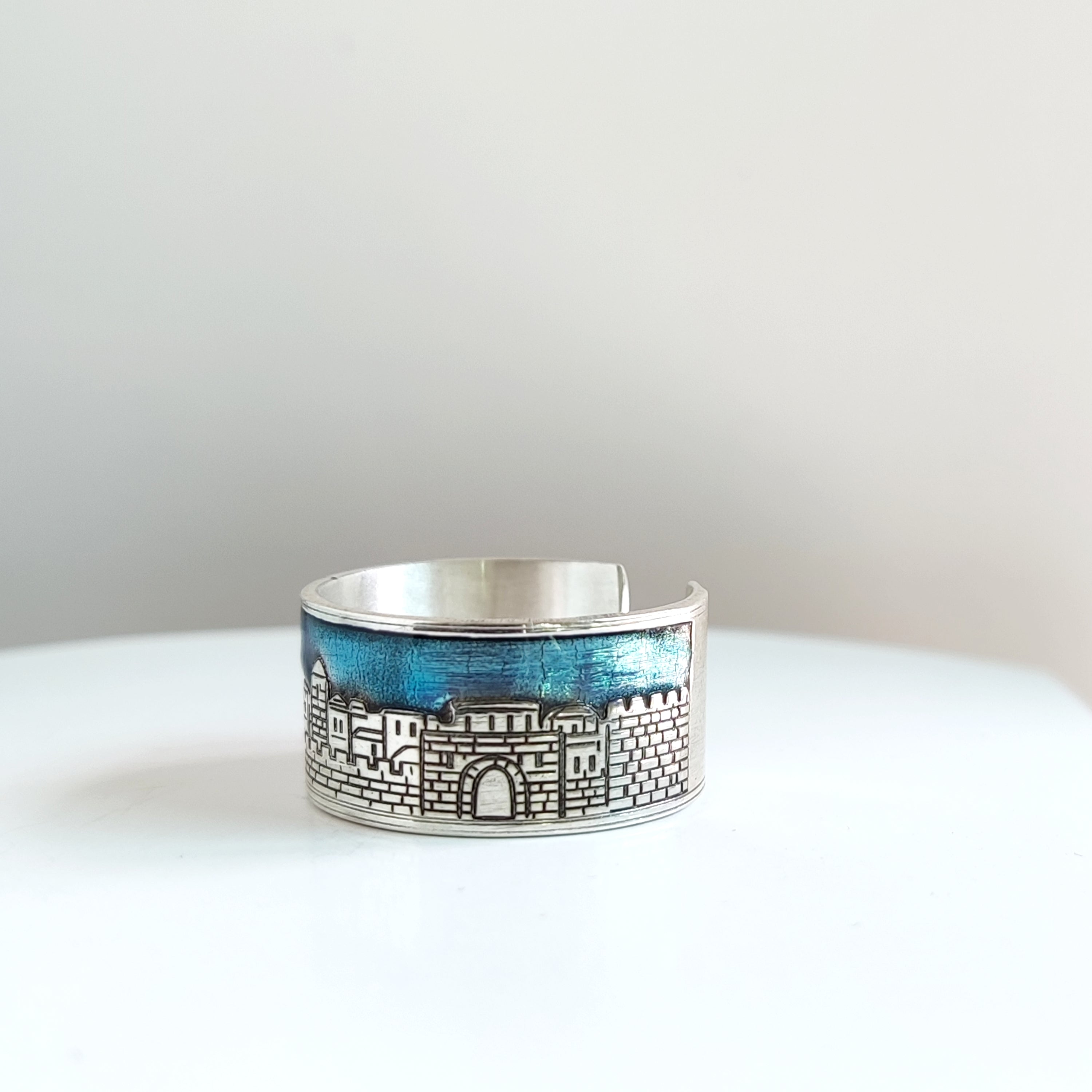 Akka (Acre) Ring