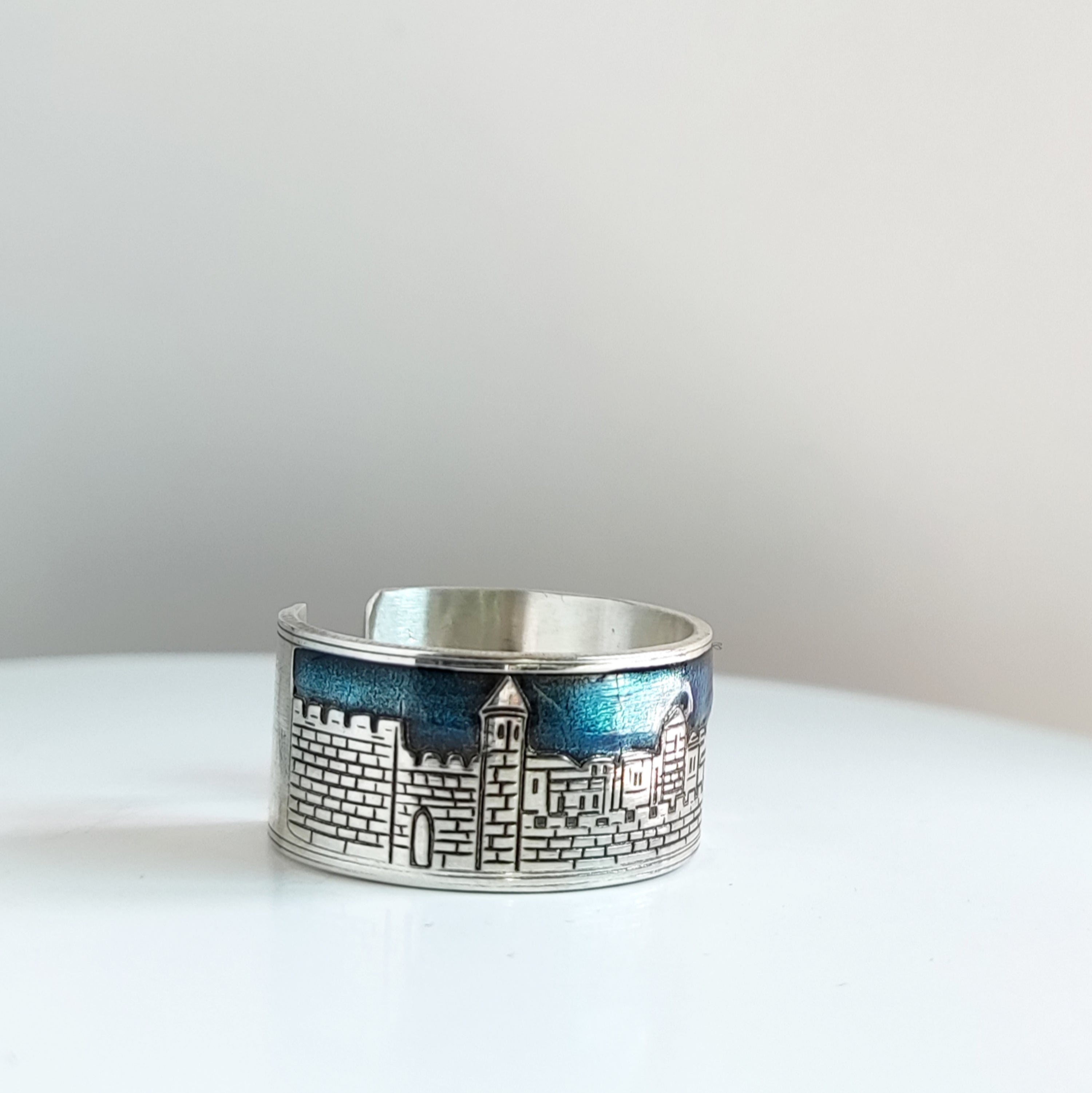 Akka (Acre) Ring